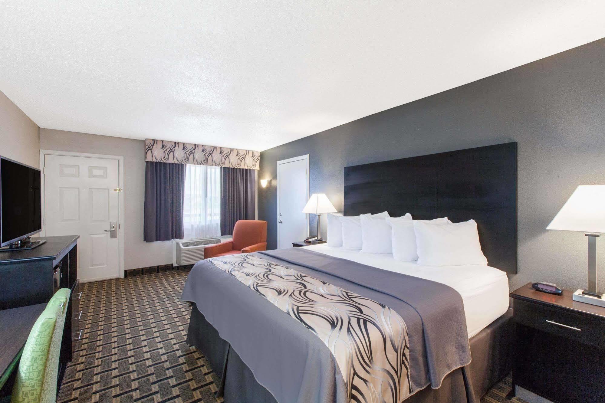 Days Inn By Wyndham Ennis Kültér fotó